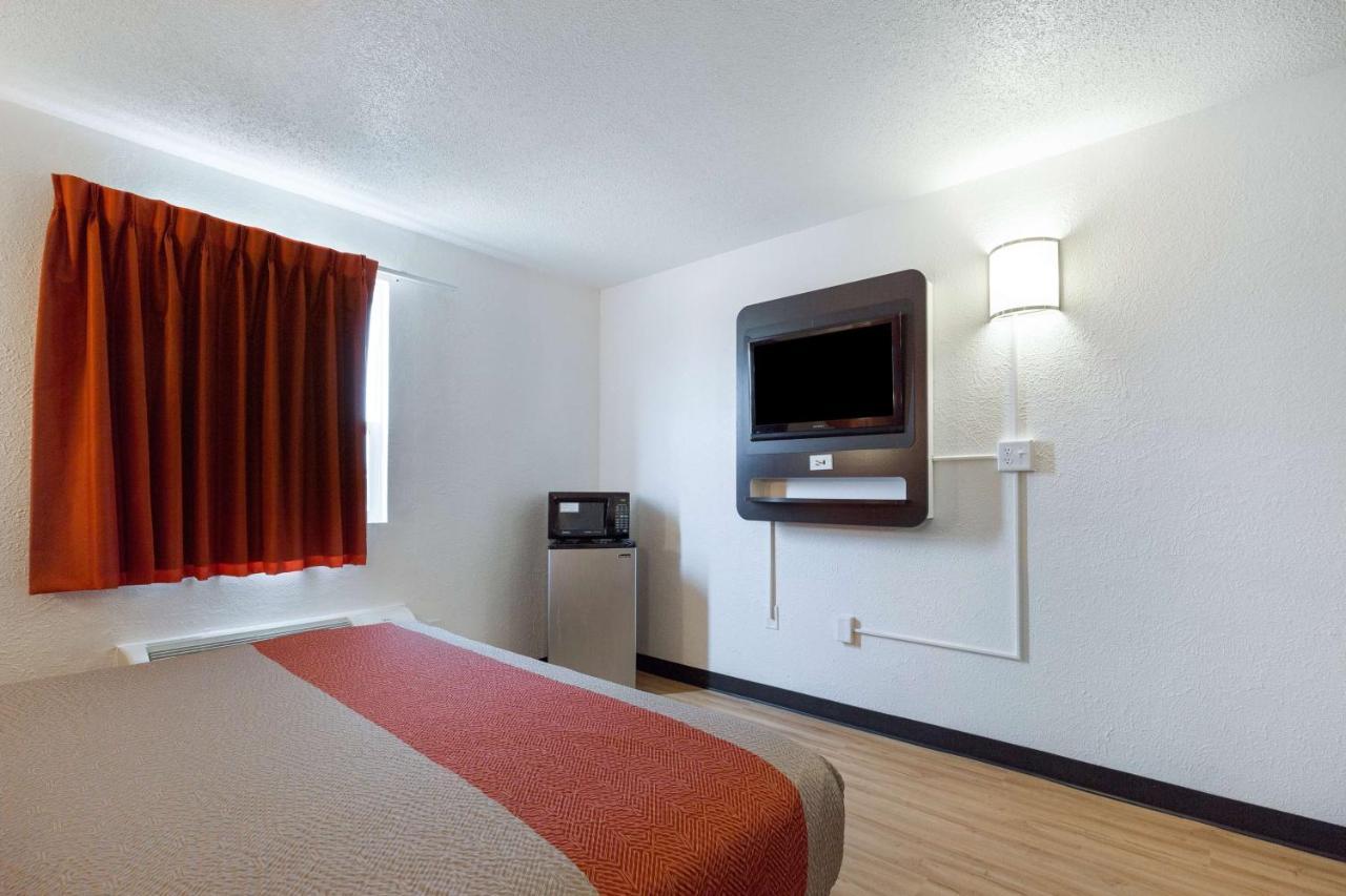 Motel 6-Lincoln, Il Kültér fotó