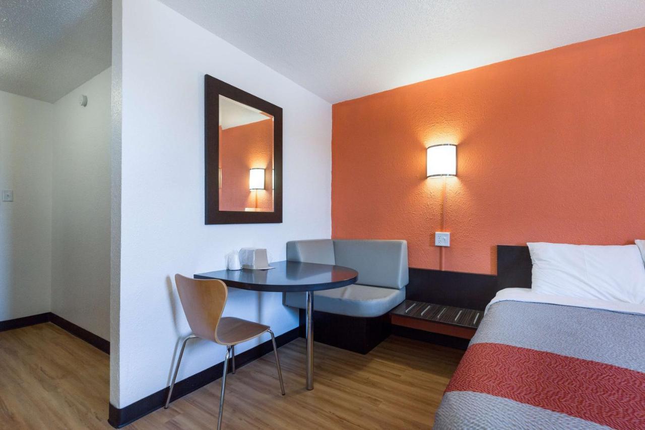 Motel 6-Lincoln, Il Kültér fotó